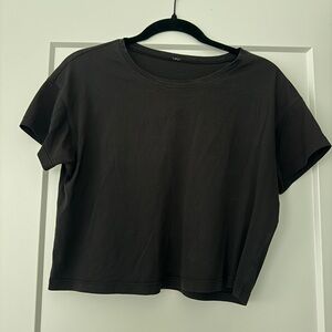 Lululemon cropped cotton tee